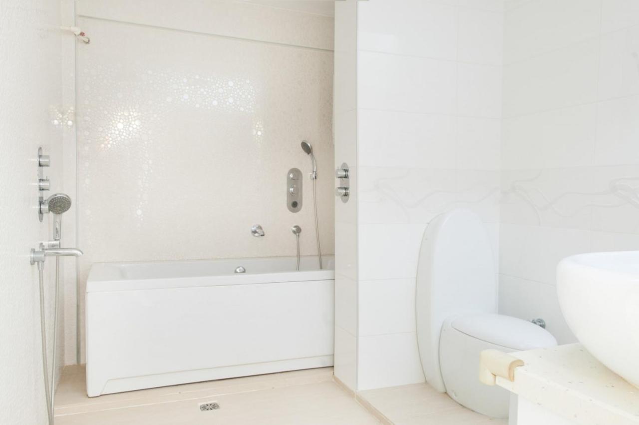Central And Vibrant Flat With Balcony In Besiktas Istanbul Exterior foto