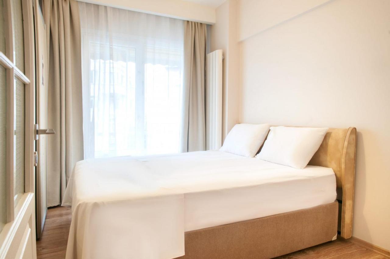 Central And Vibrant Flat With Balcony In Besiktas Istanbul Exterior foto